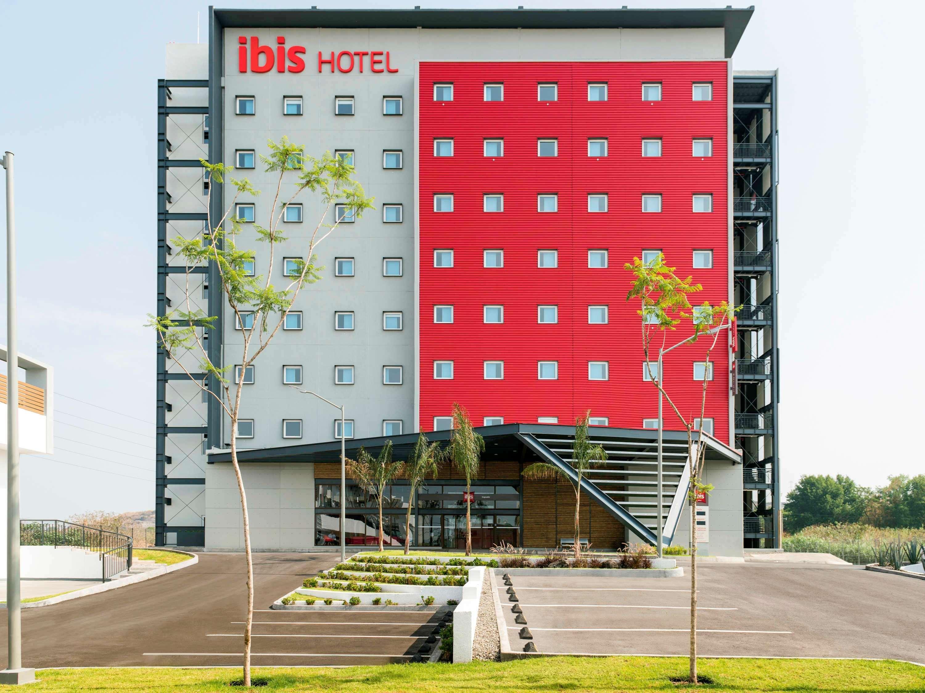 فندق Ibis إيرابواتو المظهر الخارجي الصورة